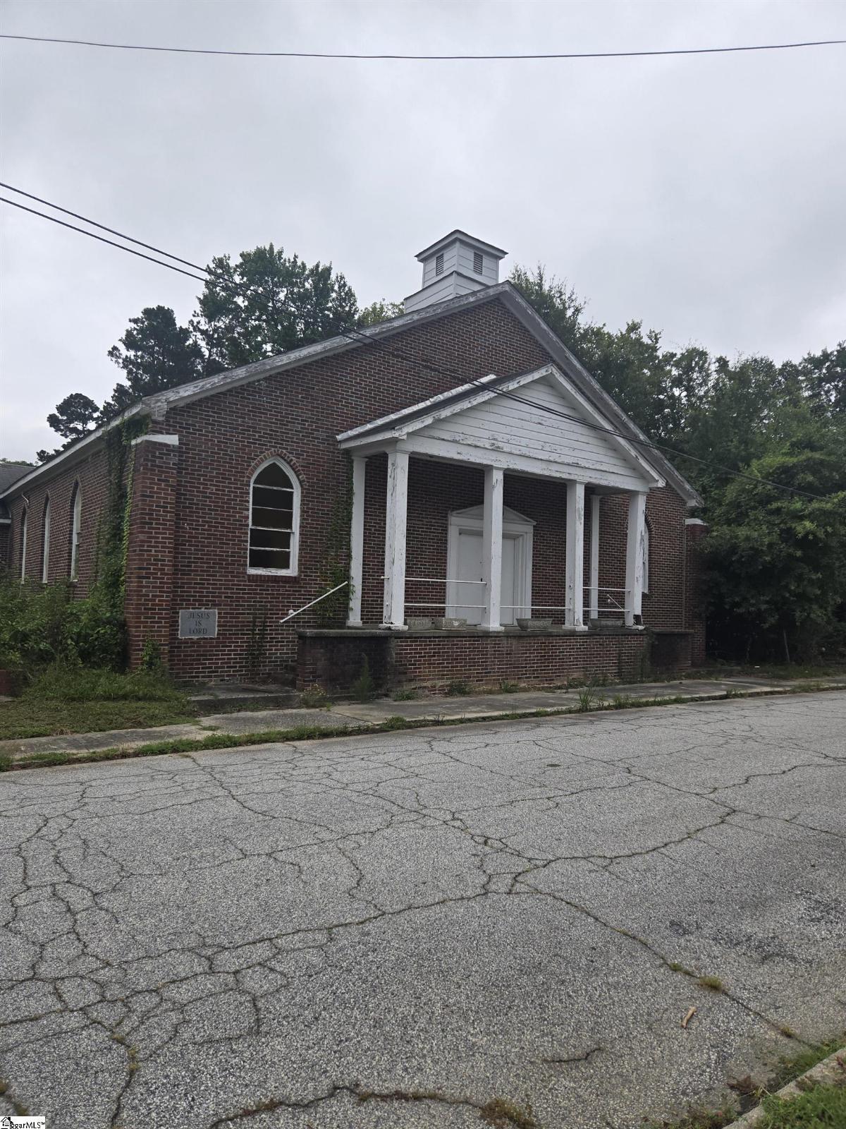 110 N owens Street