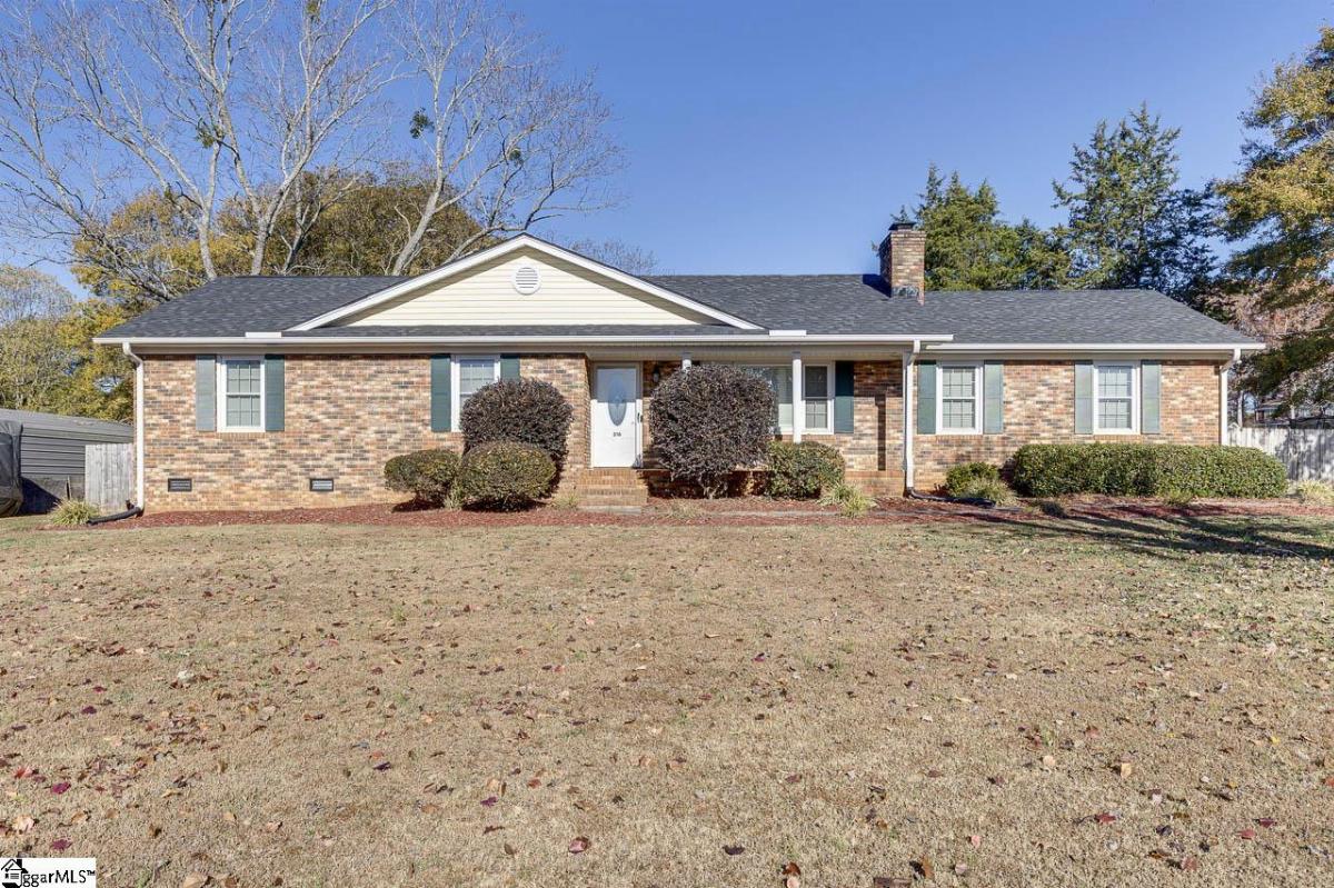 216 Hickory Drive
