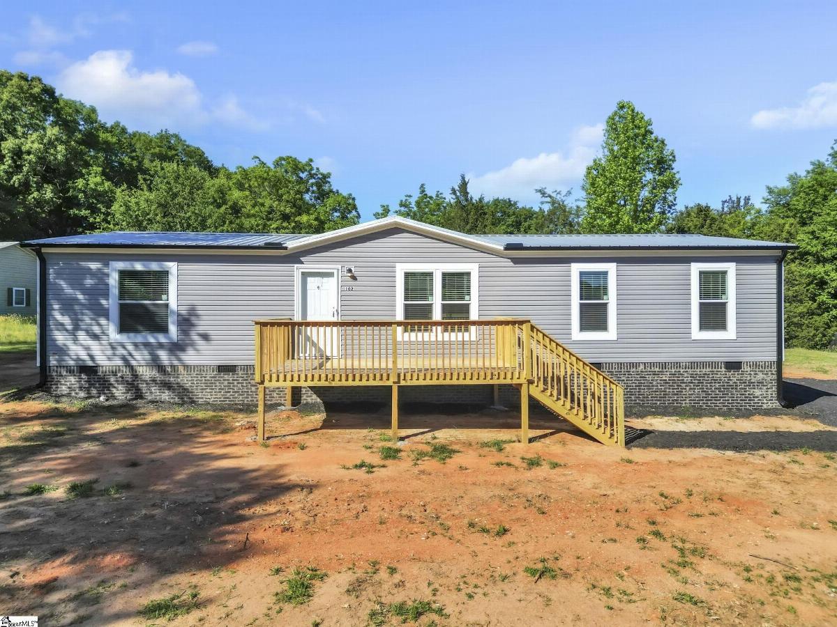 102 Kimberly Drive