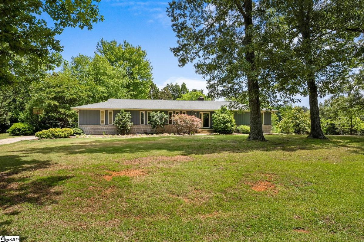 1117 Southern Acres