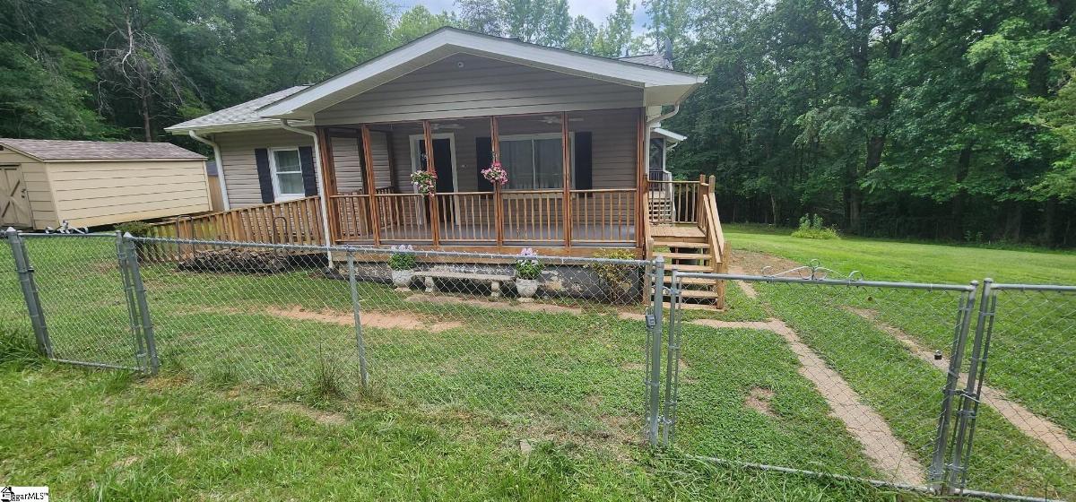 520 Chestnut Ridge Road