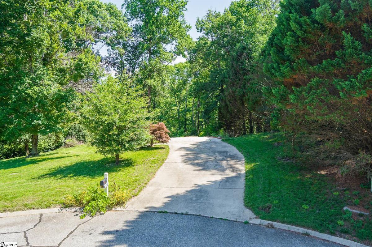 406 Stonington Way