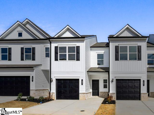 22 Lone Cypress Street