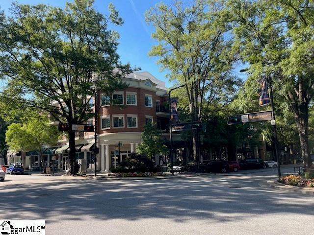 10 E Washington Street