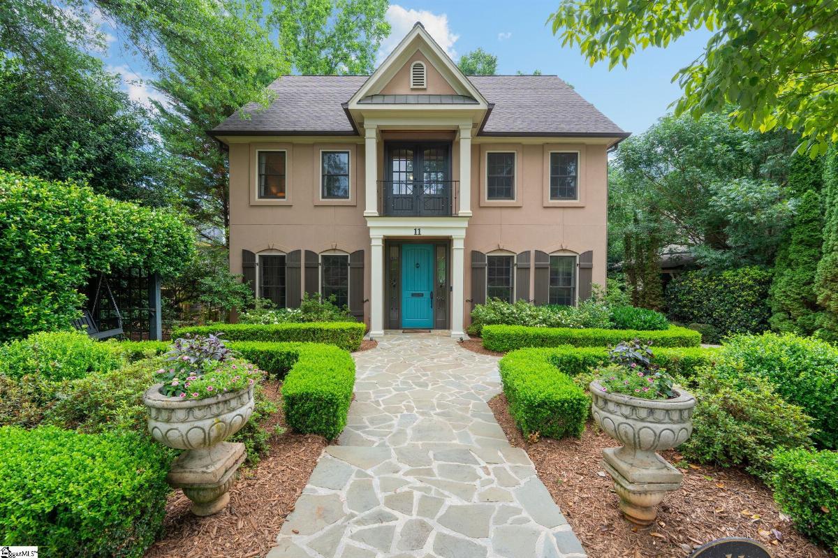 11 Ridgeland Drive