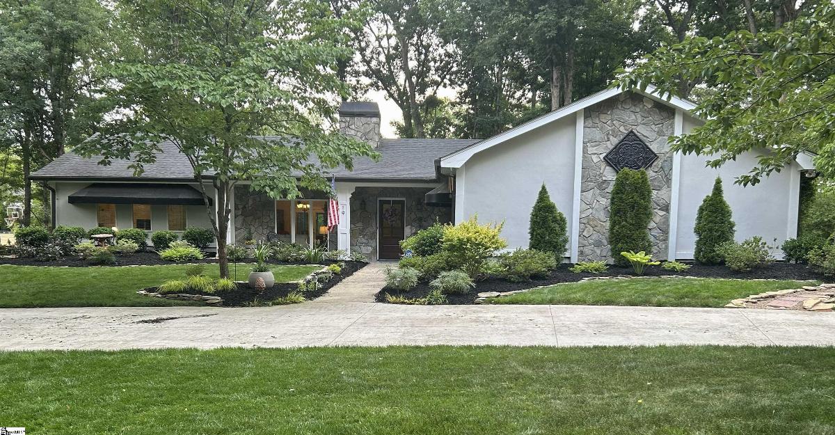 19 Linkside Lane