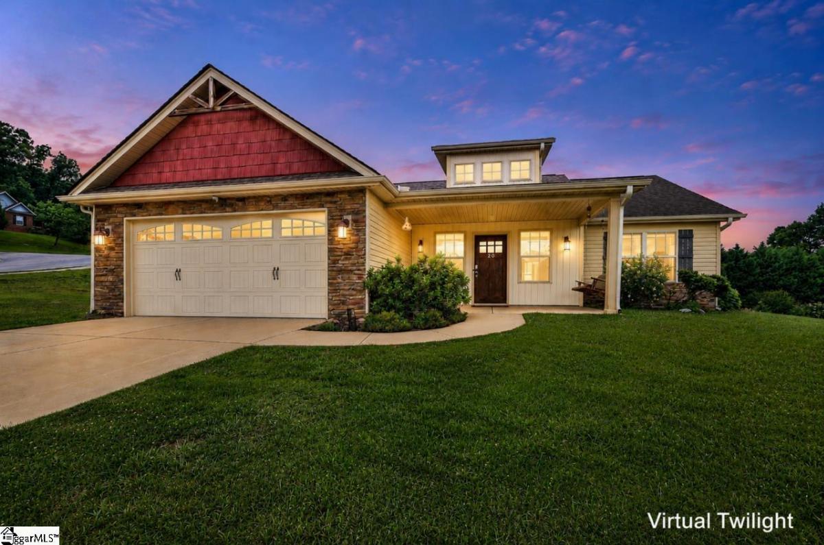20 Hawkcrest Court
