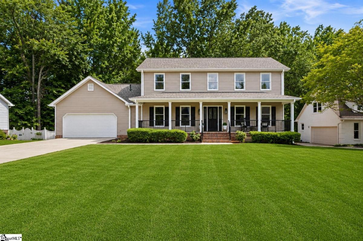 109 Chase Woods Court