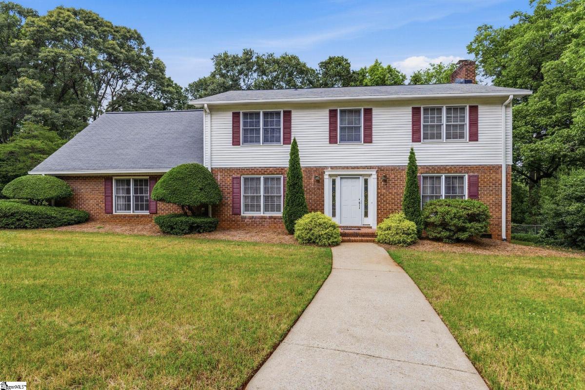 101 Bridgeton Drive