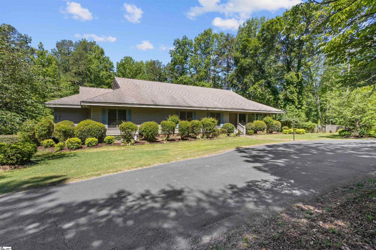 109 Indian Creek Road