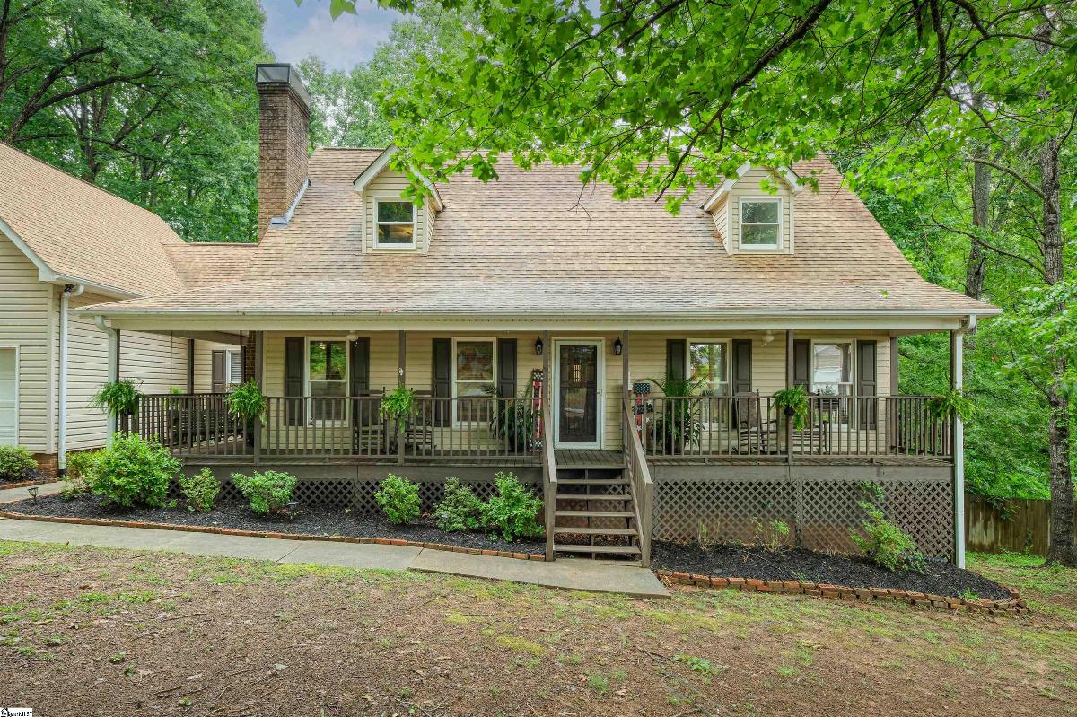 149 Lake Forest Circle