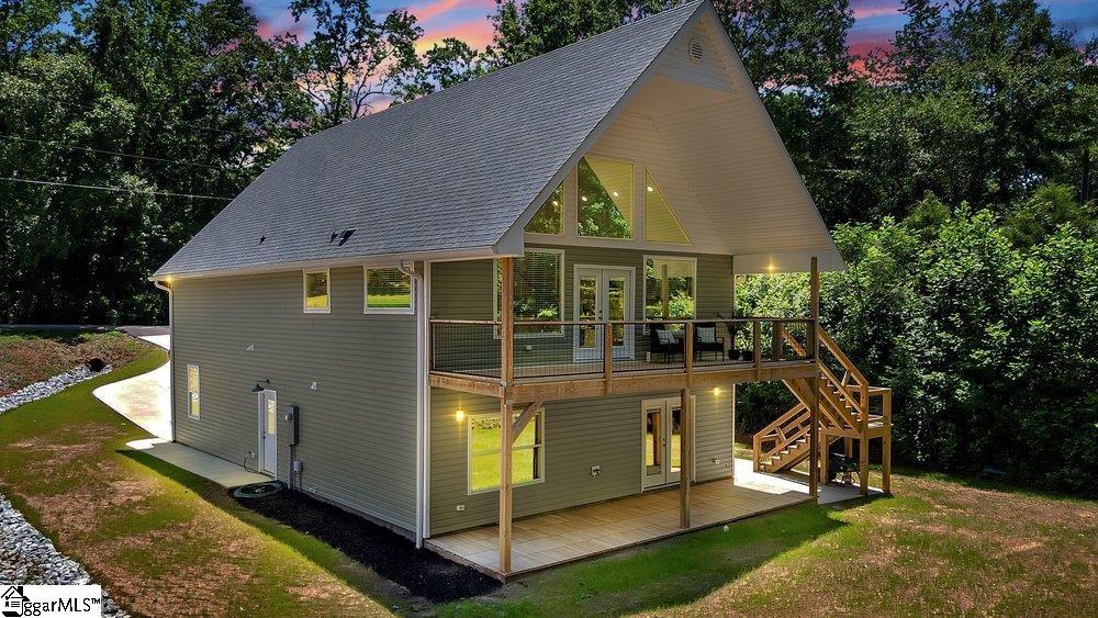 425 Lakewood Drive
