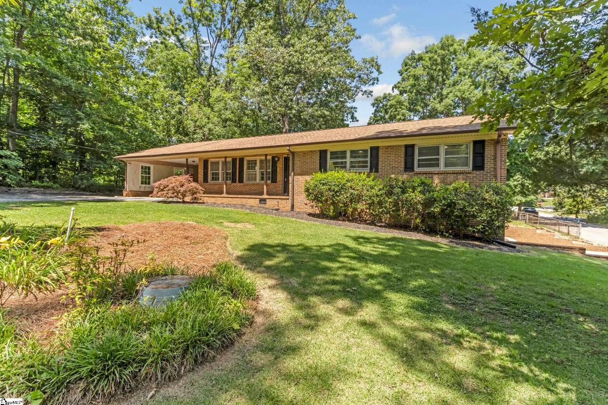 402 Woodley Road