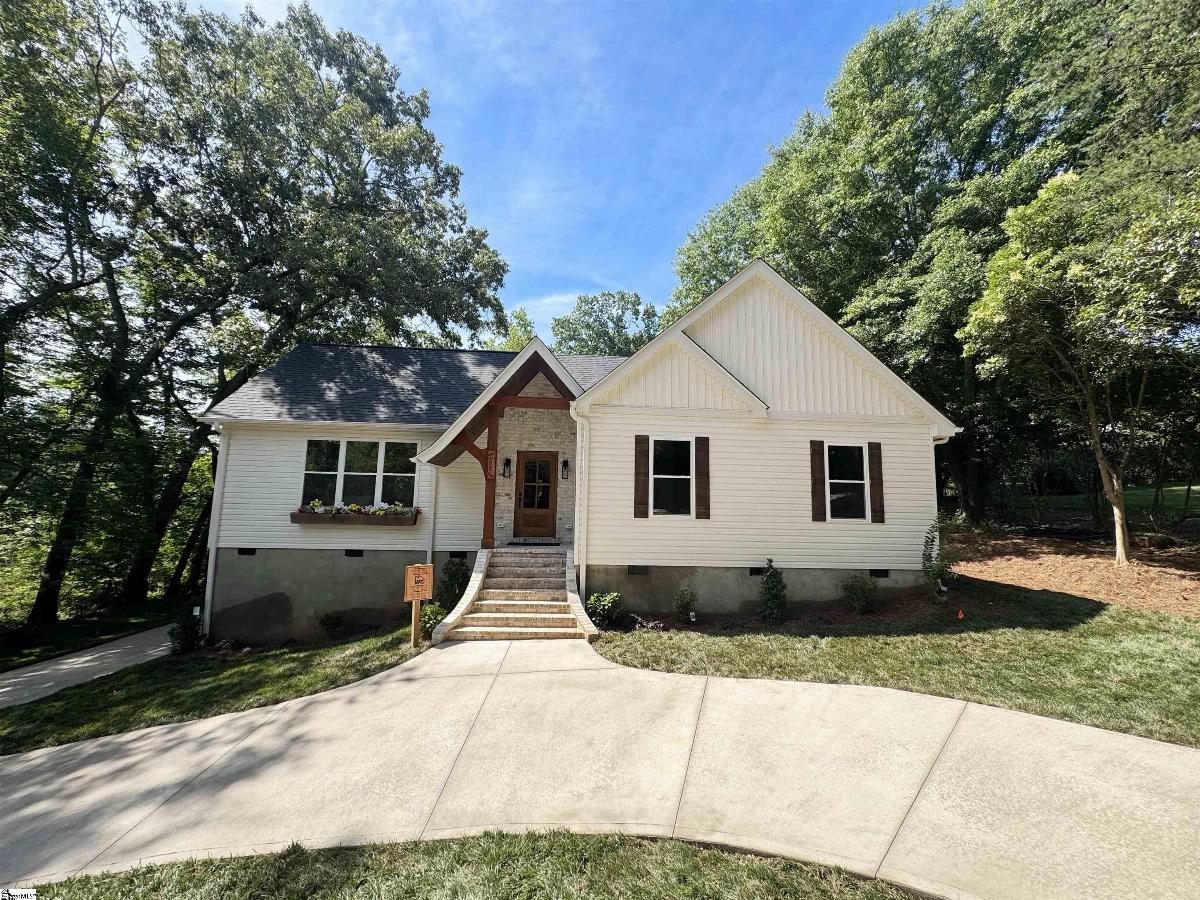 34 Nora Drive