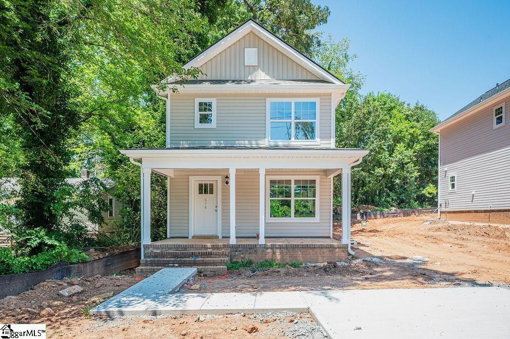 674 Saxon Avenue