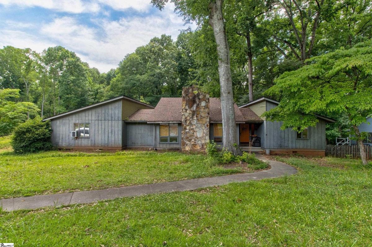 500 Oakwood Estates Drive