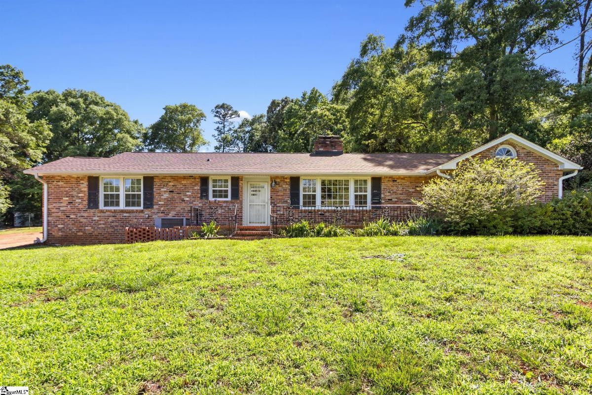2821 Poinsett Highway