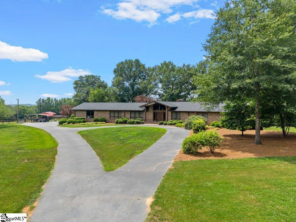 110 Racetrack Road