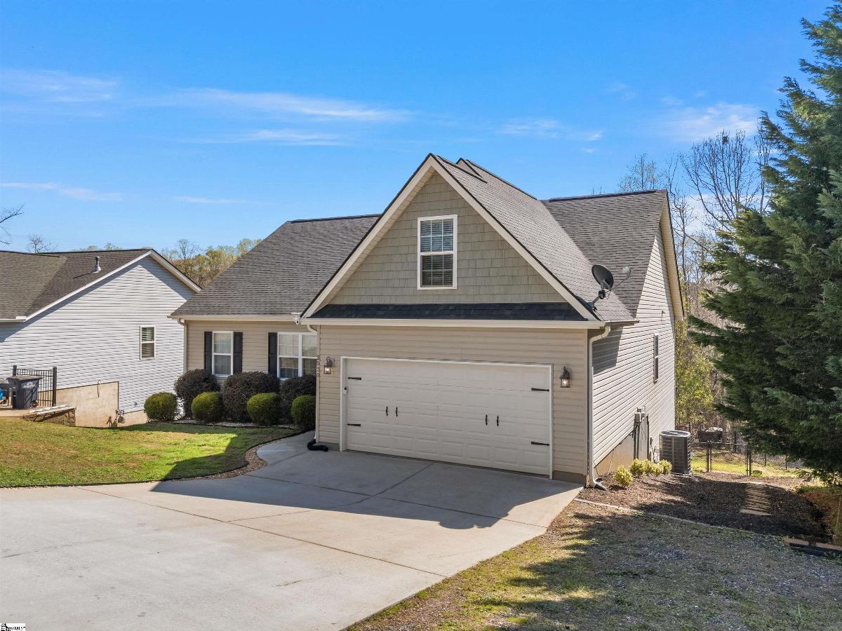 2520 Linmar Circle