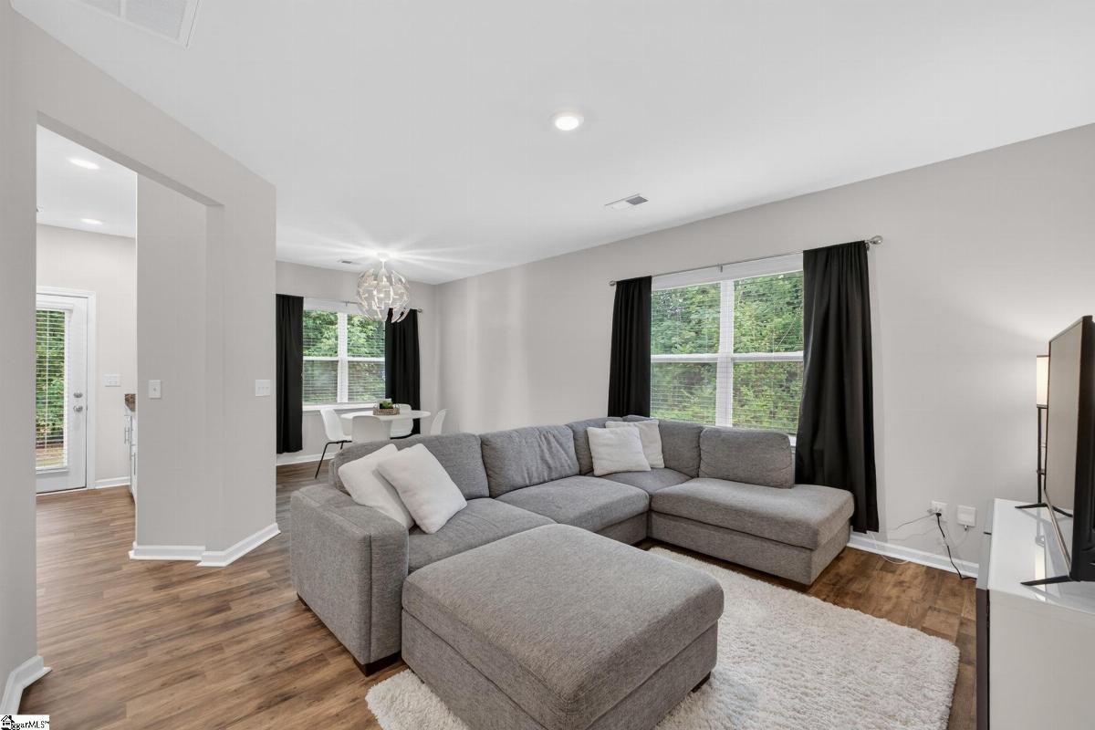 125 Southridge Court