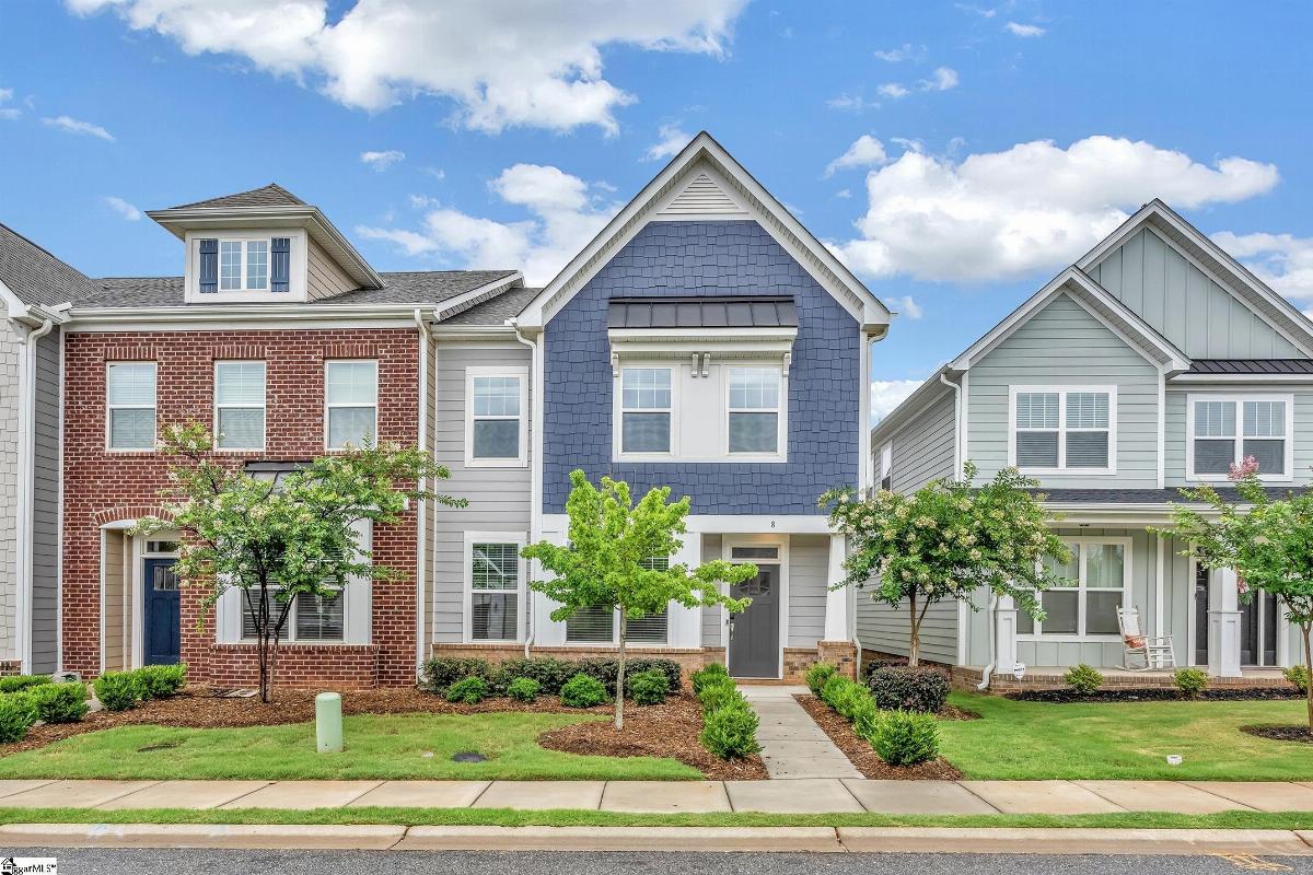 8 Leander Drive