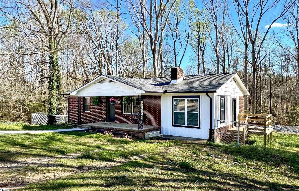 2434 Broadway Lake Road