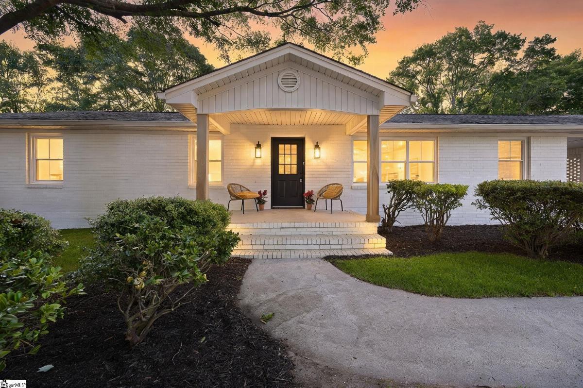 406 Rollingreen Road