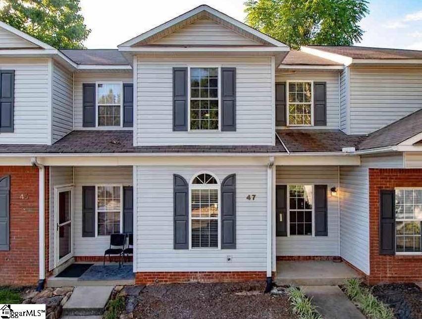47 huntress Drive