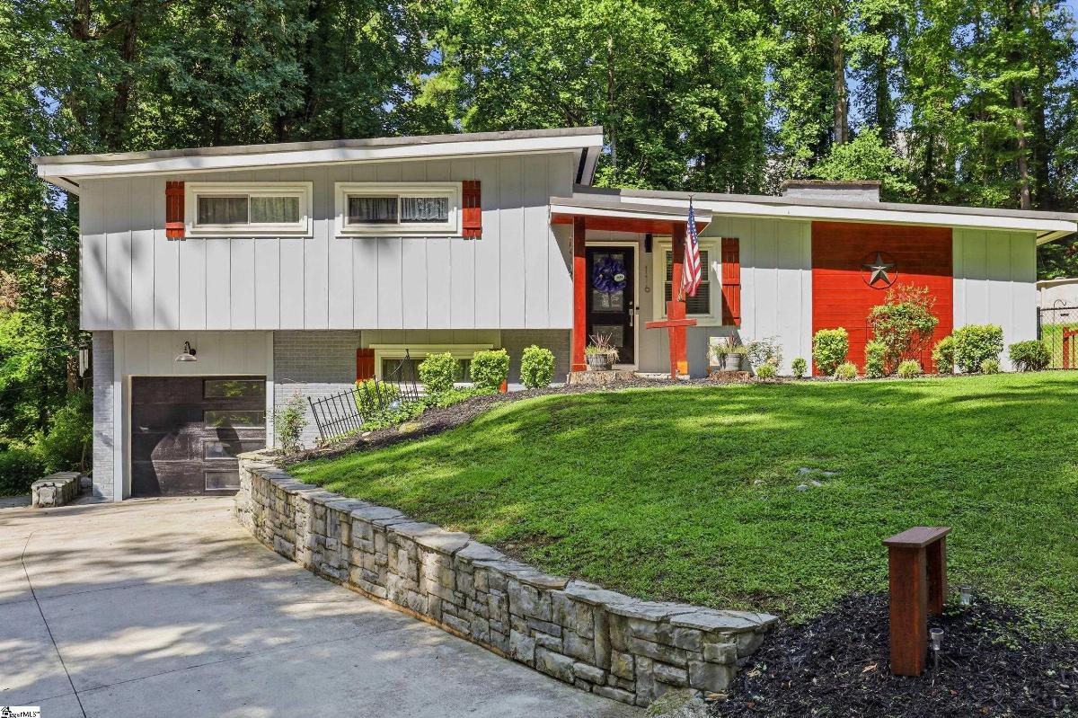 116 Lakeshore Drive