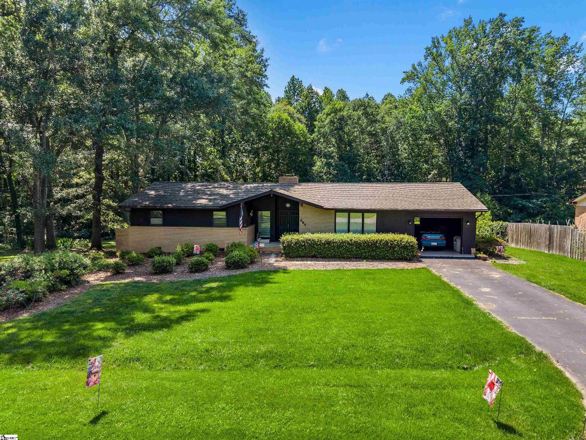 884 Beverly Drive