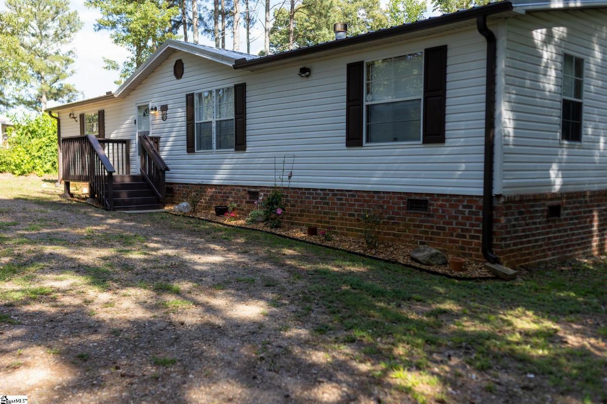 2632 Broadway Lake Road