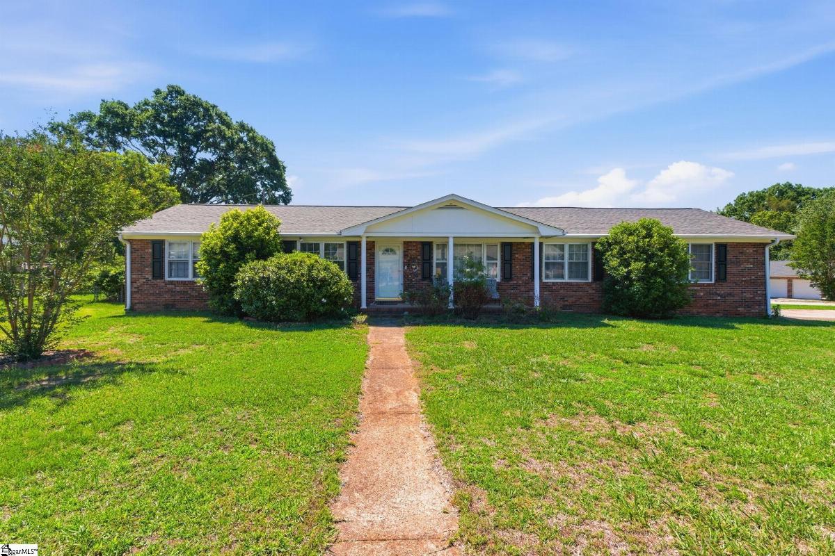 2 Elkhorn Drive