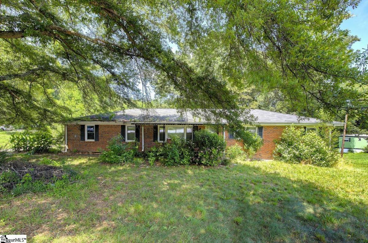 1105 E Georgia Road