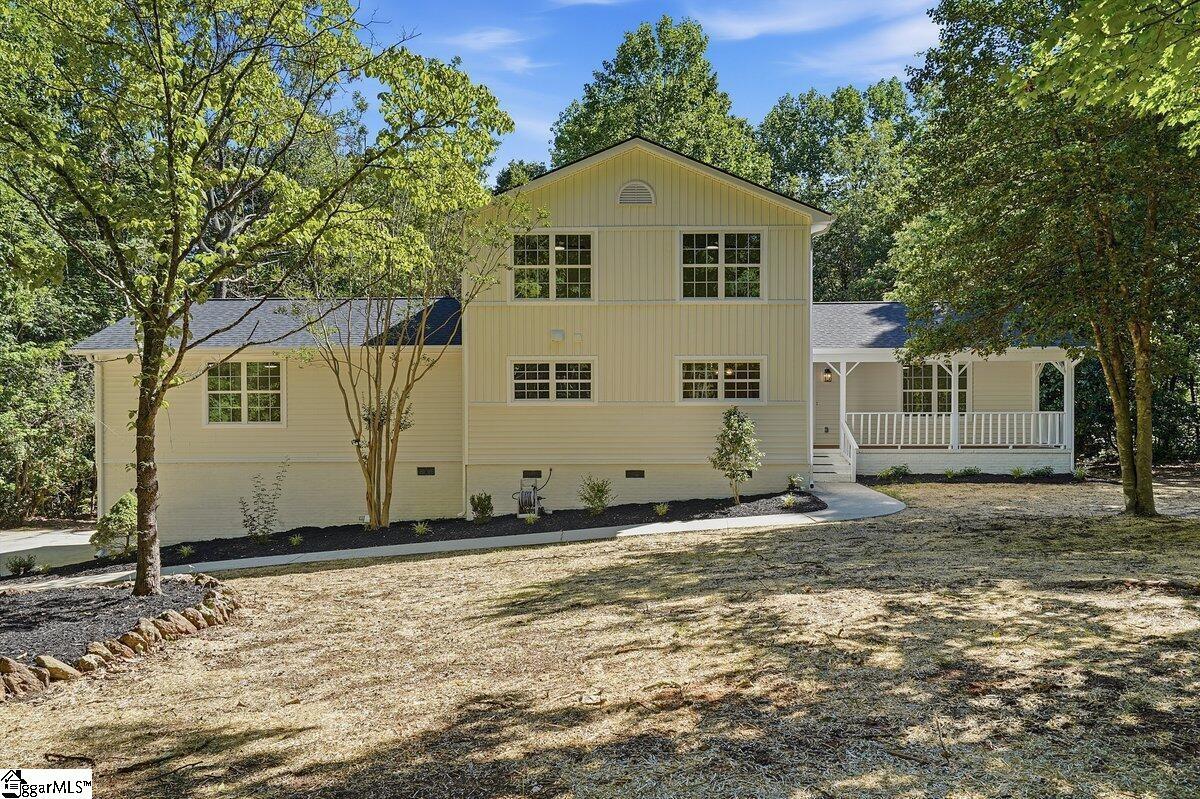 8 Overlook Court