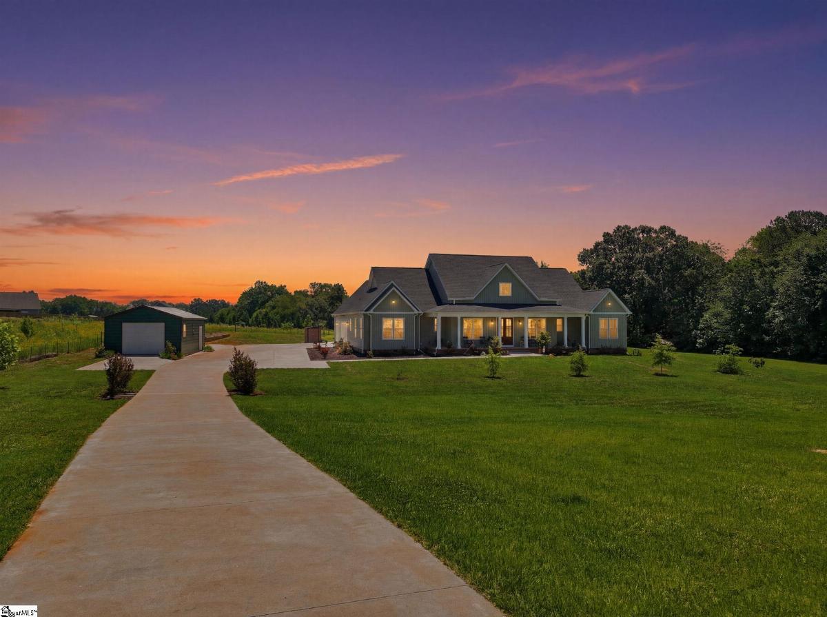 216 Burnt Tanyard Road