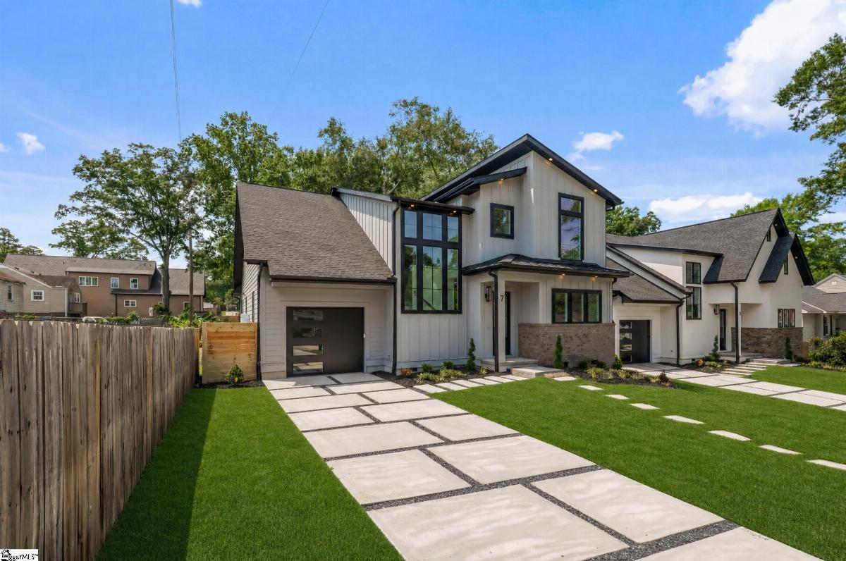 7 Beck Avenue