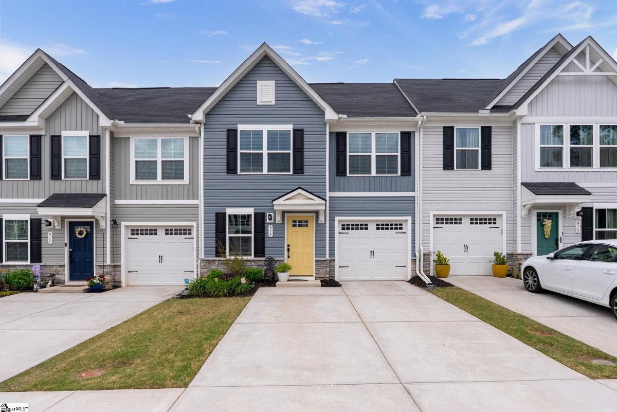 913 Leyburn Lane