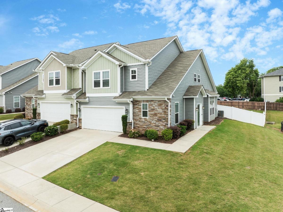 407 Albemarle Lane