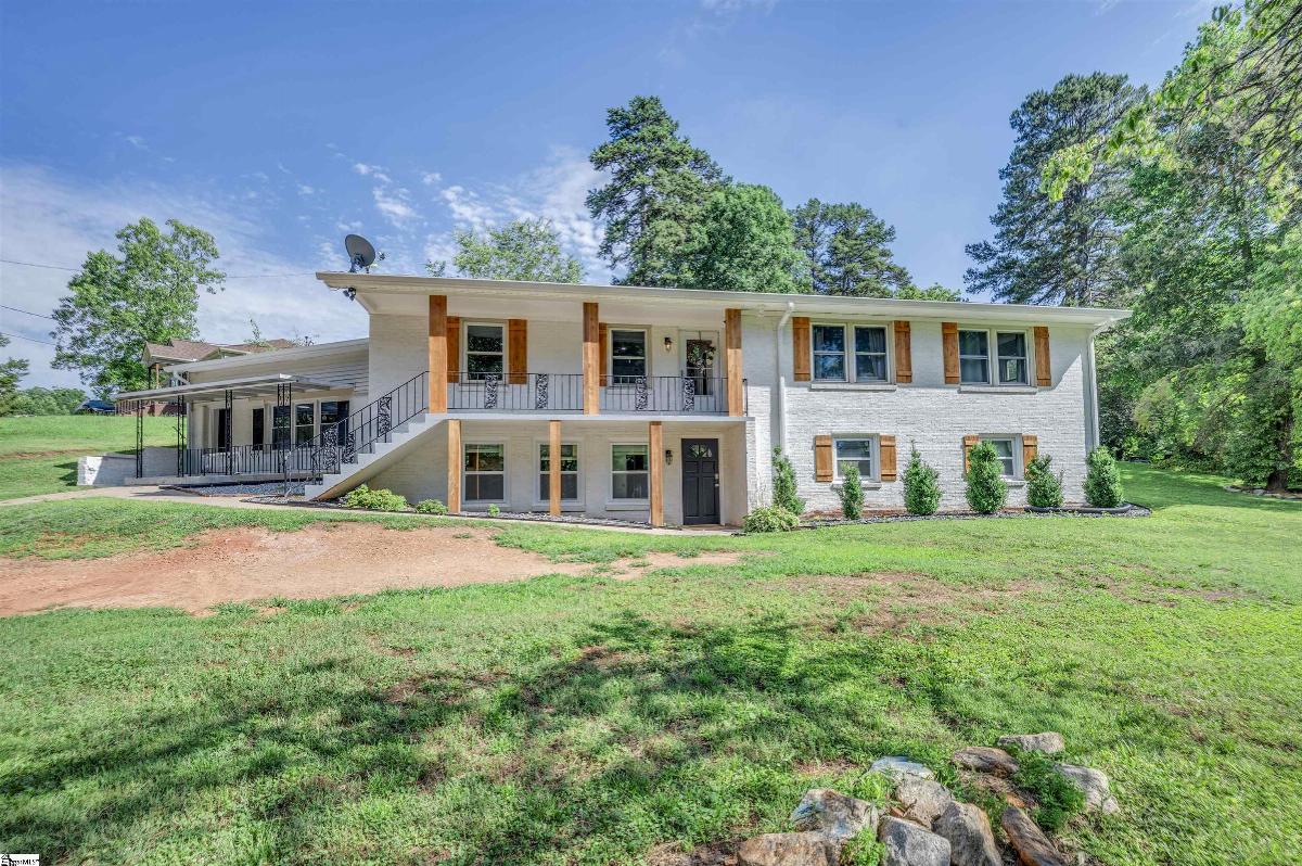301 Fairmont Drive