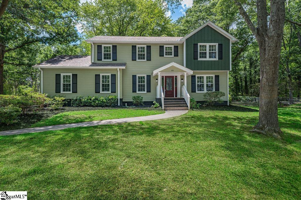 113 Lexington Court