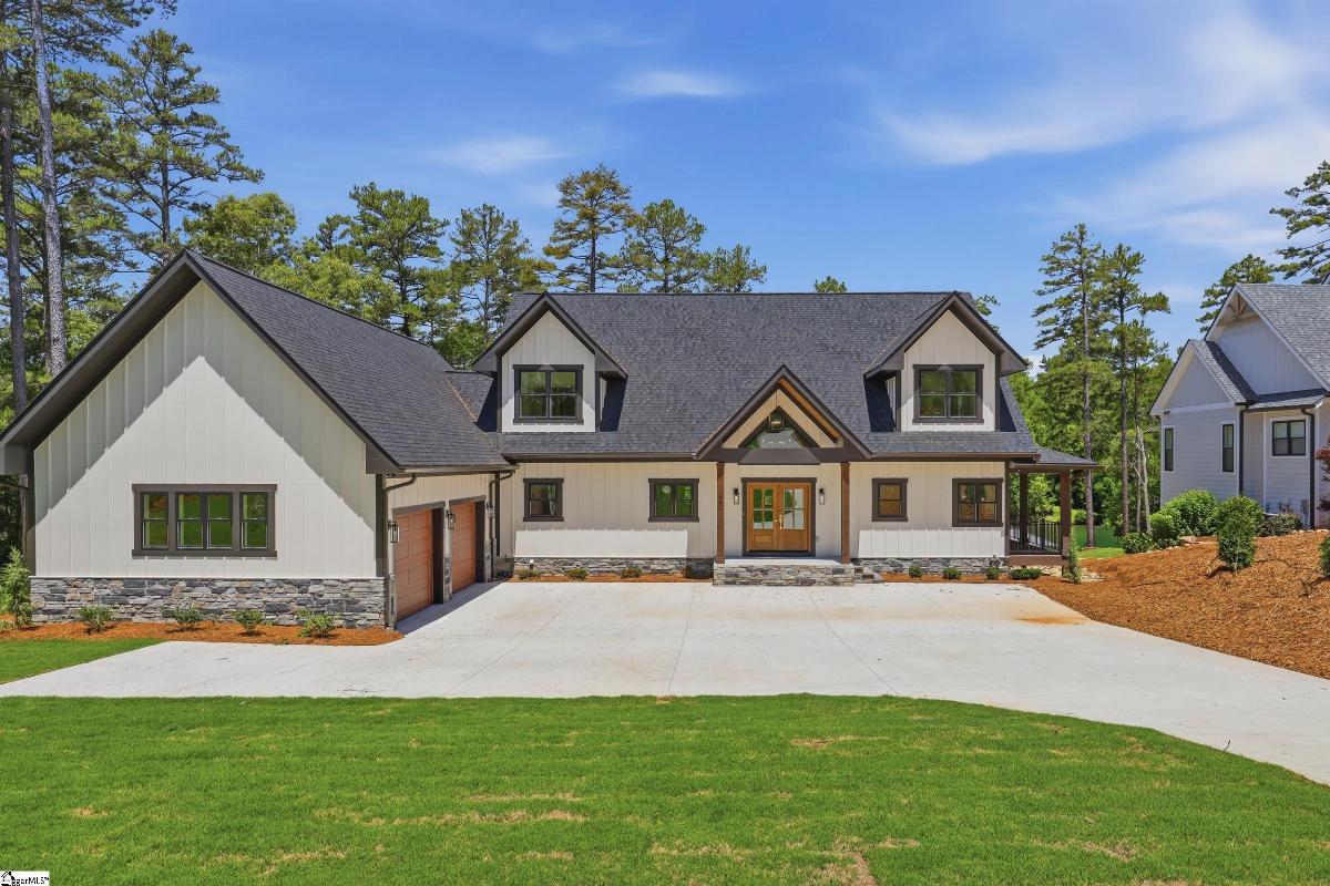 640 Crooked Trace Lane