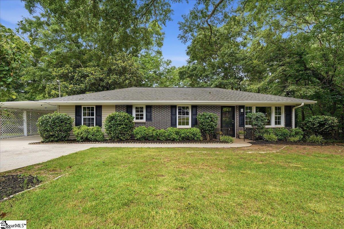 14 Pine Lane