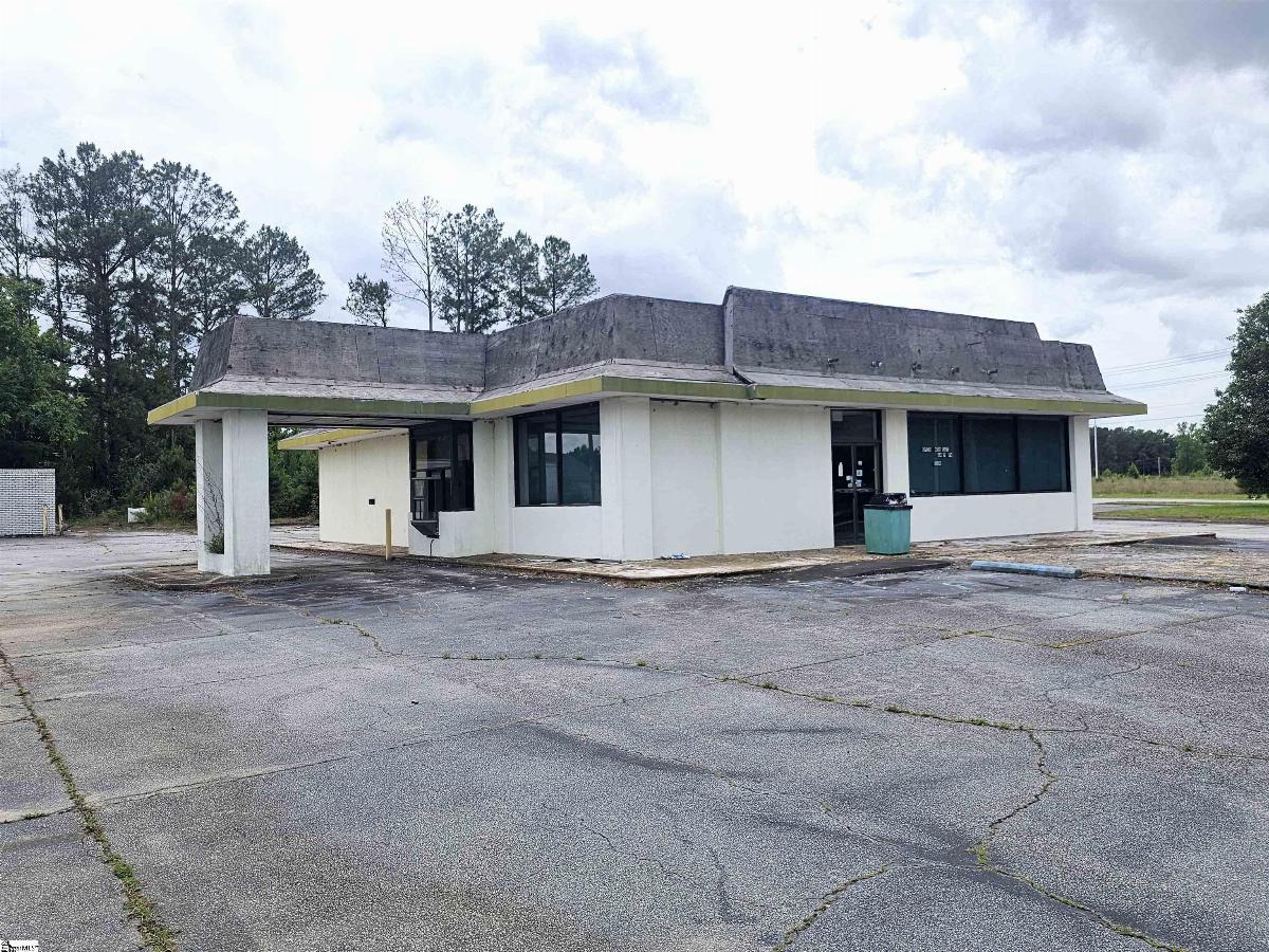 1051 WC Dobbins Highway
