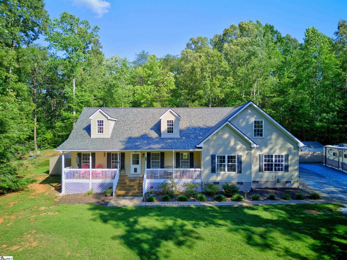 208 Valley Road