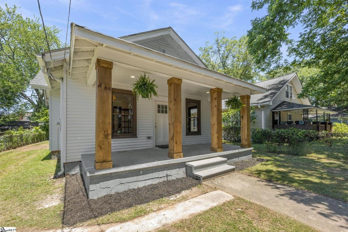 8 Bragg Street
