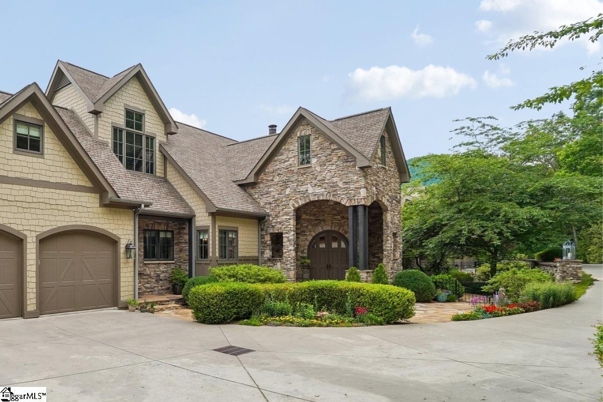 817 Mountain Summit Road