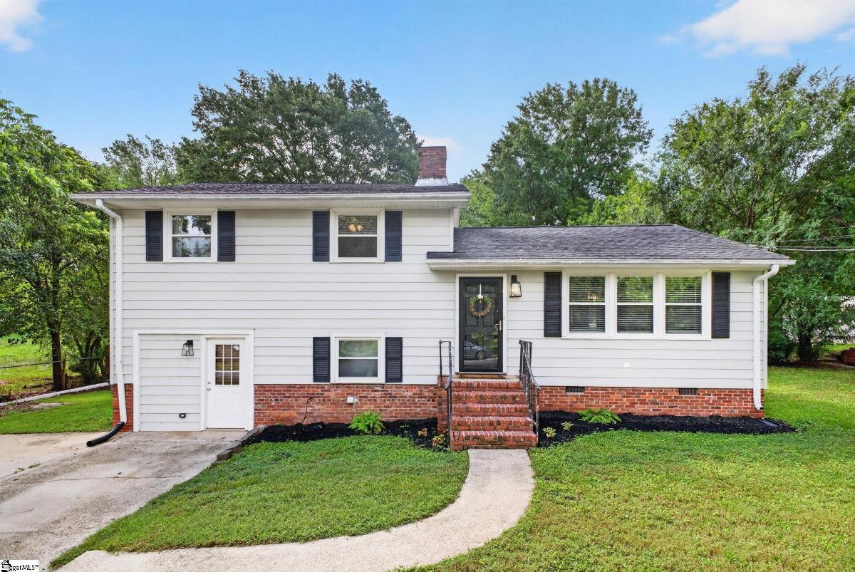 112 E Belvedere Road