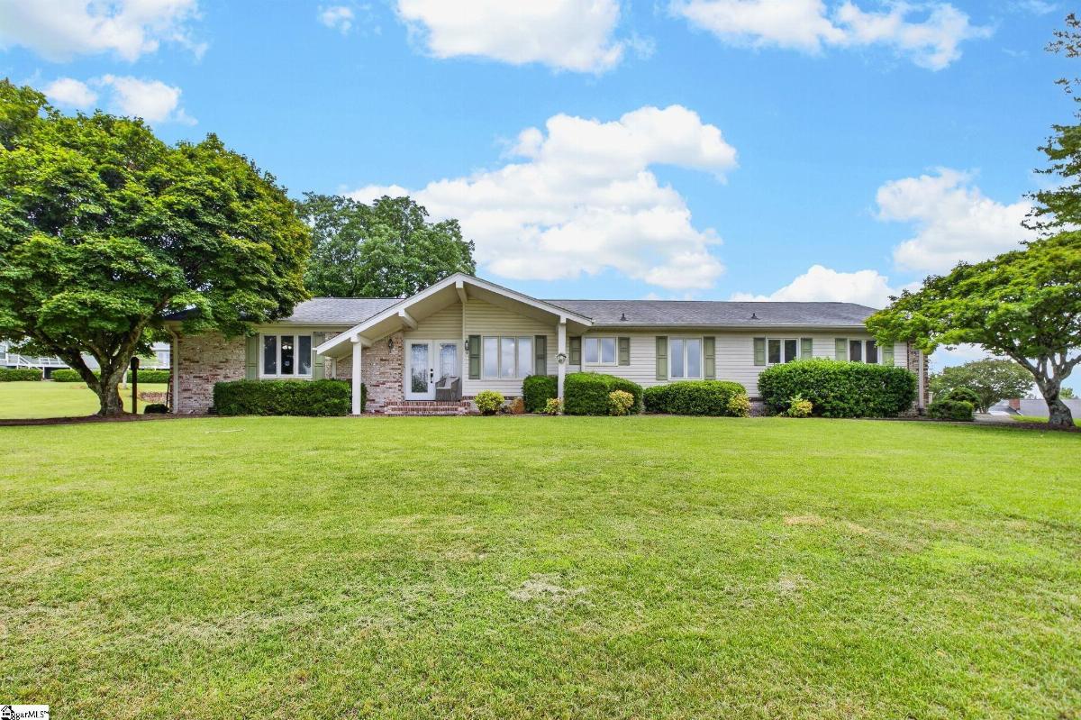 122 Mountain View Drive