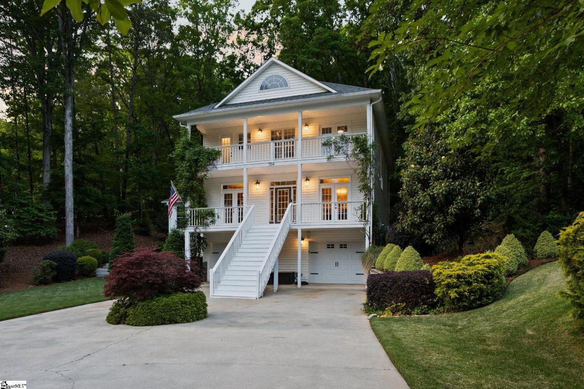 1104 Chickasaw Drive