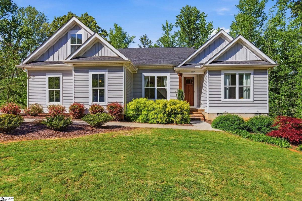 1014 Edwards Road